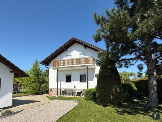 Luxury home in Zeiselmauer, Politischer Bezirk Tulln