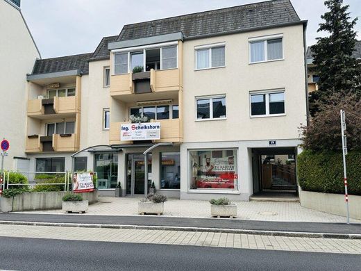 Oficina en Mödling, Politischer Bezirk Mödling