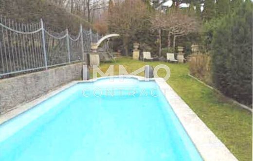 Villa à Breitenfurt bei Wien, Politischer Bezirk Mödling