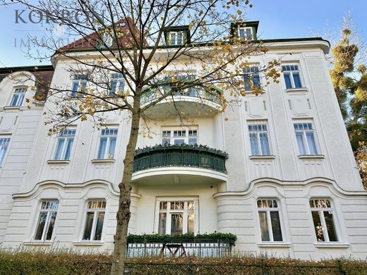 ﺷﻘﺔ ﻓﻲ Hietzing, Wien Stadt