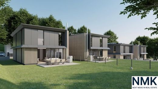 Luxury home in Tulbingerkogel, Politischer Bezirk Tulln