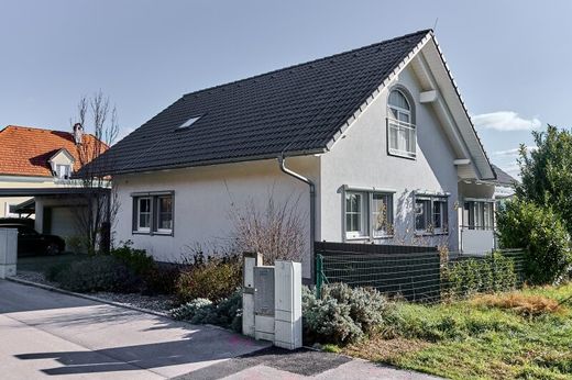 Winzendorf, Politischer Bezirk Wiener Neustadtの高級住宅