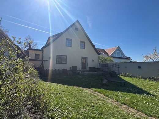 Maison de luxe à Neusiedl am See, Politischer Bezirk Neusiedl am See