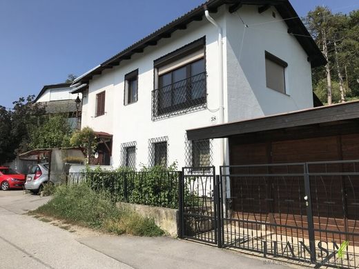 Piso / Apartamento en Baden, Politischer Bezirk Baden