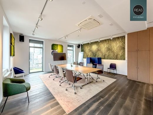 Ofis Viyana, Wien Stadt