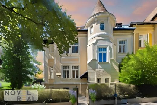 Casa de luxo - Baden, Politischer Bezirk Baden