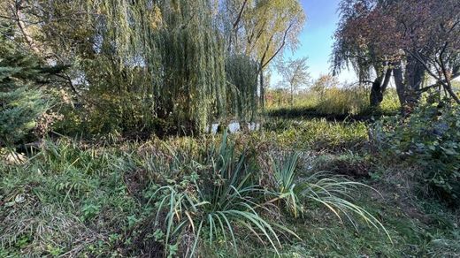 Land in Biedermannsdorf, Politischer Bezirk Mödling