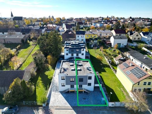 Luxury home in Auersthal, Politischer Bezirk Gänserndorf