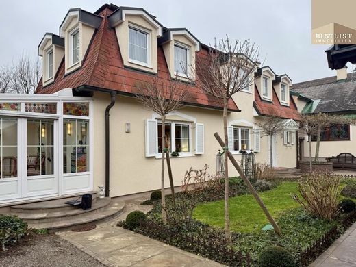 Luxus-Haus in Baden, Politischer Bezirk Baden