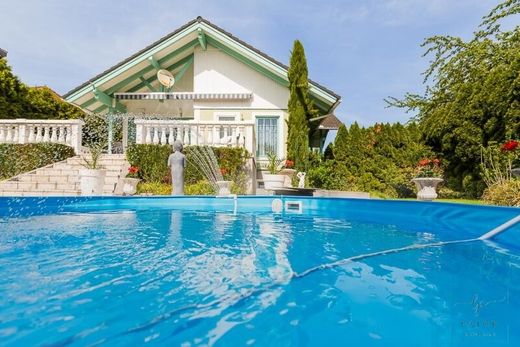 Luxury home in Traiskirchen, Politischer Bezirk Baden