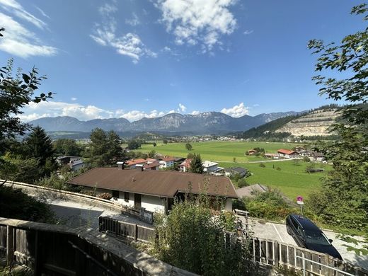 ‏קרקע ב  Wörgl, Politischer Bezirk Kufstein