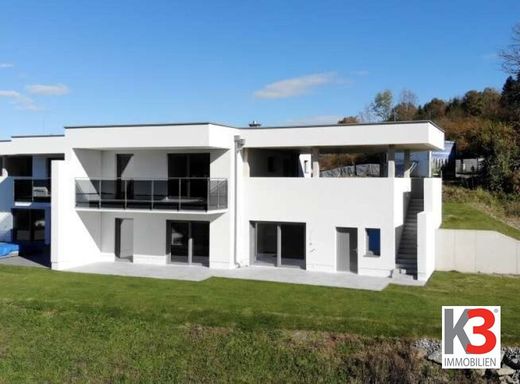 Luxury home in Krumpendorf, Politischer Bezirk Klagenfurt Land