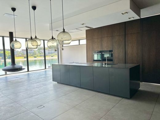 Villa in Kalsdorf bei Graz, Politischer Bezirk Graz-Umgebung