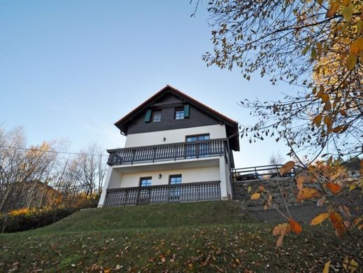 Luxury home in Sankt Corona am Wechsel, Politischer Bezirk Neunkirchen