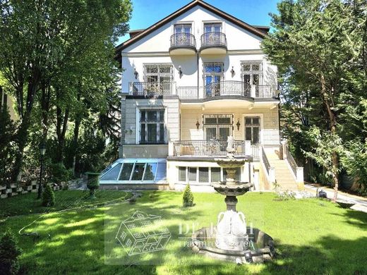 빌라 / Gemeindebezirk Döbling, Wien Stadt