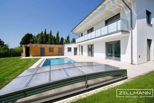 Villa in Gols, Politischer Bezirk Neusiedl am See
