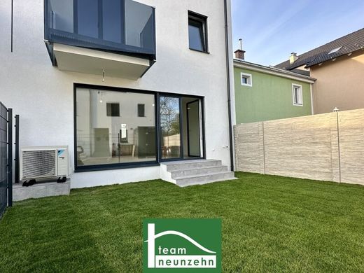 Luxury home in Achau, Politischer Bezirk Mödling