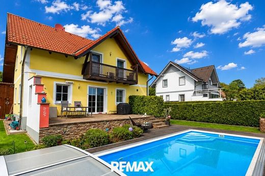 Maison de luxe à Siegenfeld, Politischer Bezirk Baden