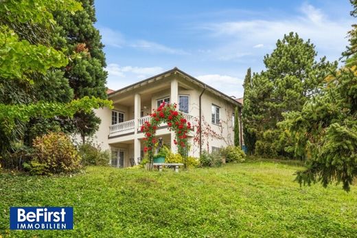 Villa a Klosterneuburg, Politischer Bezirk Tulln