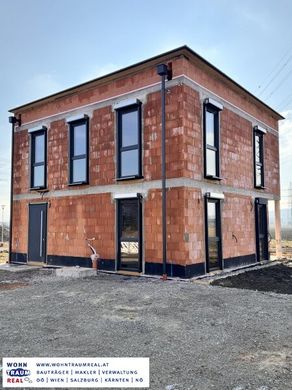 Casa di lusso a Sankt Valentin, Distretto di Amstetten