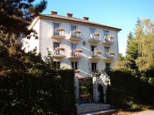 Villa in Velden am Wörthersee, Politischer Bezirk Villach Land