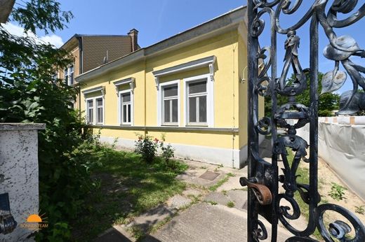 Casa di lusso a Mödling, Politischer Bezirk Mödling