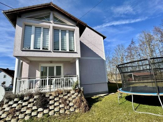 호화 저택 / Sankt Marien, Politischer Bezirk Linz-Land