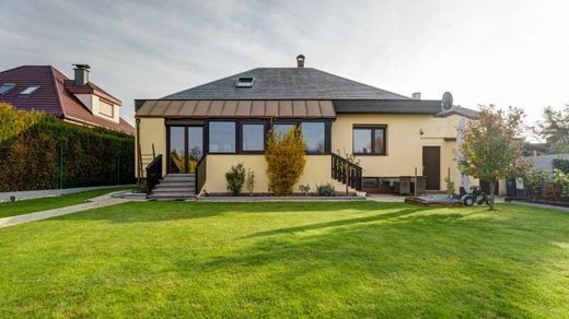 منزل ﻓﻲ Bockfließ, Politischer Bezirk Mistelbach