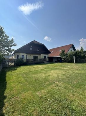 Luxury home in Ternitz, Politischer Bezirk Neunkirchen