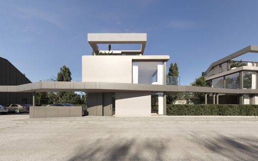 Maison de luxe à Enzersfeld, Politischer Bezirk Korneuburg