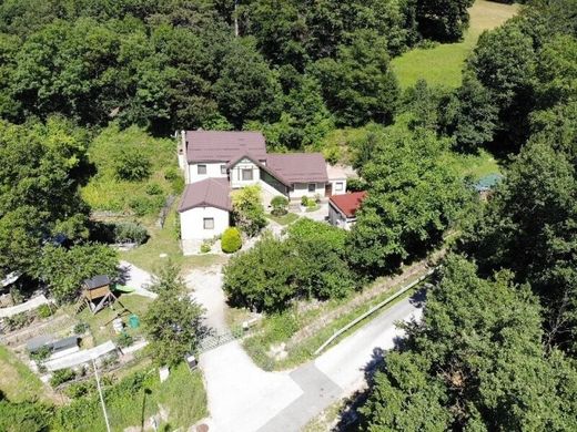 Luxury home in Weissenbach bei Mödling, Politischer Bezirk Mödling