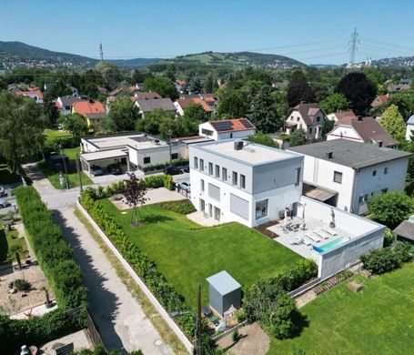 Luxury home in Langenzersdorf, Politischer Bezirk Korneuburg