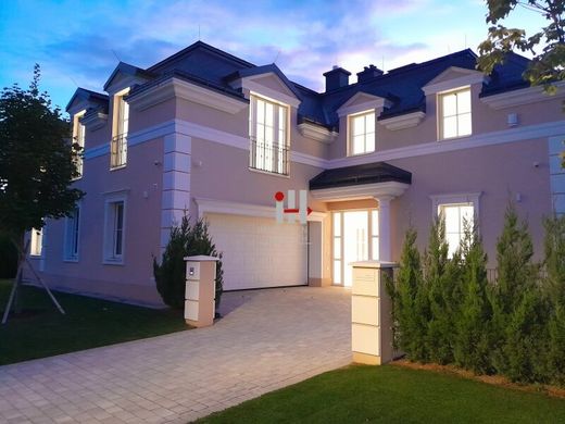 Villa in Oberwaltersdorf, Politischer Bezirk Baden