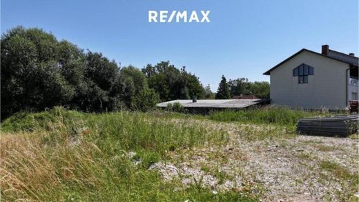 ‏קרקע ב  ולס, Wels Stadt