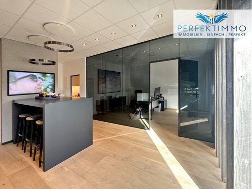 Oberndorf in Tirol, Politischer Bezirk Kitzbühelのオフィス