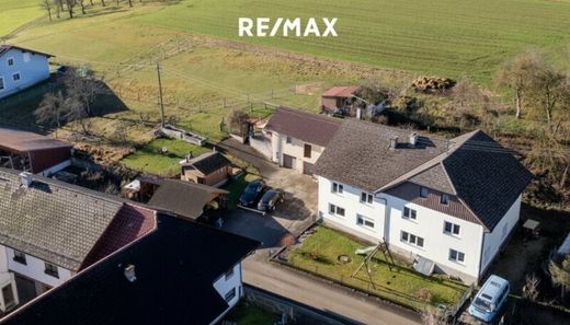 Luksusowy dom w Ottnang am Hausruck, Politischer Bezirk Vöcklabruck