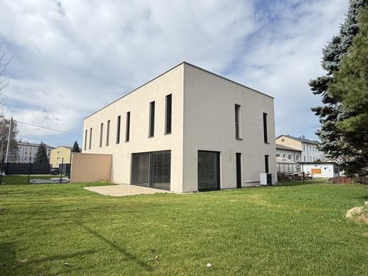 Casa de lujo en Leonding, Politischer Bezirk Linz-Land