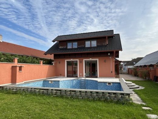 Luxury home in Kópháza, Győr-Moson-Sopron