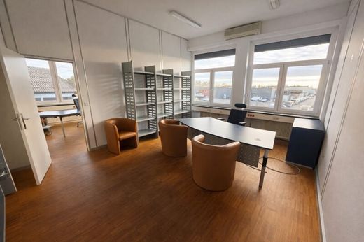 Büro in Tribuswinkel, Politischer Bezirk Baden