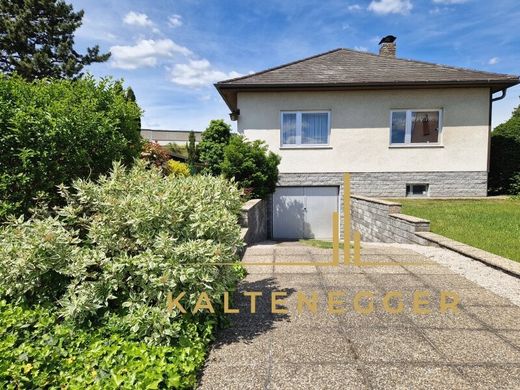 Luxury home in Kottingbrunn, Politischer Bezirk Baden