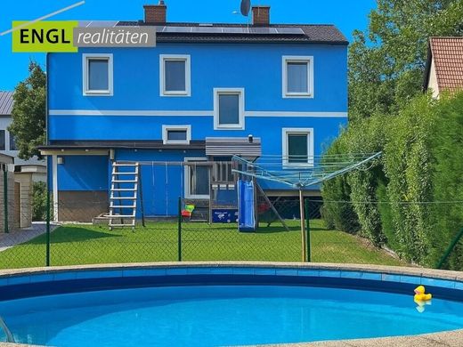 Lüks ev Gramatneusiedl, Politischer Bezirk Bruck an der Leitha