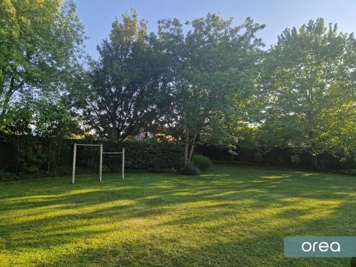 토지 / Schleissheim, Wels-Land