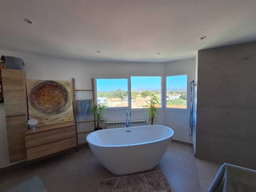 Luxe woning in El Toro, Balearen