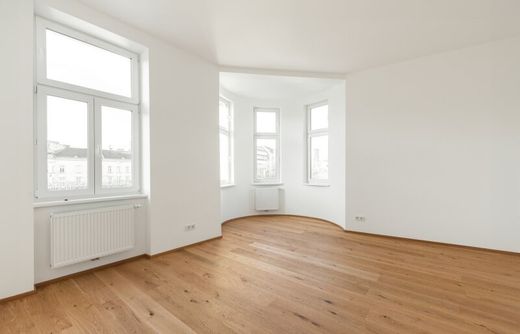Apartment / Etagenwohnung in Neubau, Politischer Bezirk Mistelbach