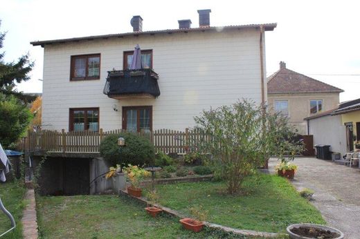 Luxury home in Sollenau, Politischer Bezirk Wiener Neustadt