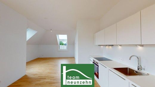 Apartment / Etagenwohnung in Pölten, Niederösterreich