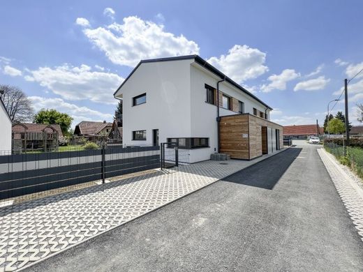 Lüks ev Obergralla, Politischer Bezirk Leibnitz