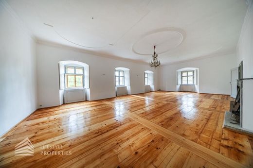 Apartment in Ebergassing, Politischer Bezirk Bruck an der Leitha