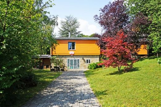 Luxury home in Pressbaum, Politischer Bezirk Sankt Pölten