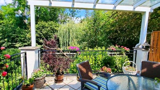 Lüks ev Schleinbach, Politischer Bezirk Mistelbach